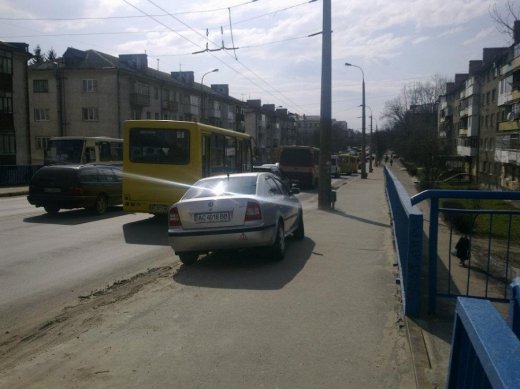 Я паркуюсь як мудак