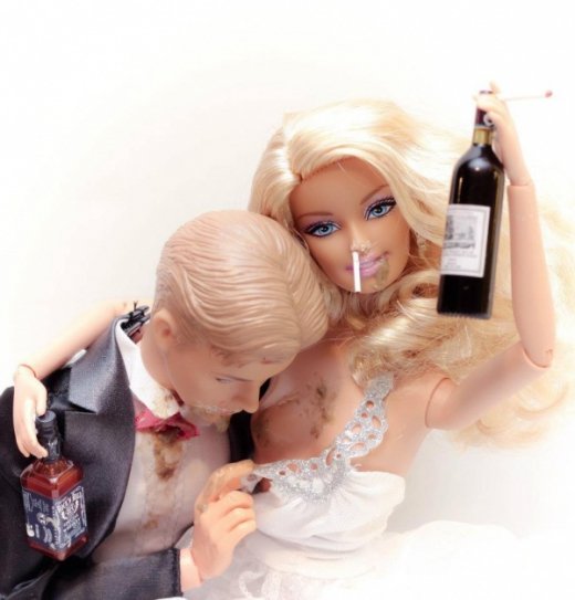 Шок!!! Справжнє життя ляльки Барбі!!! БАГАТО ФОТО ТІЛЬКИ ДЛЯ ДОРОСЛИХ