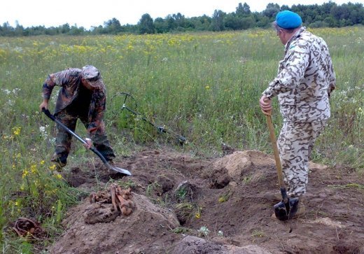 Піраміди «Відродження» на висоті «Ведмежій»