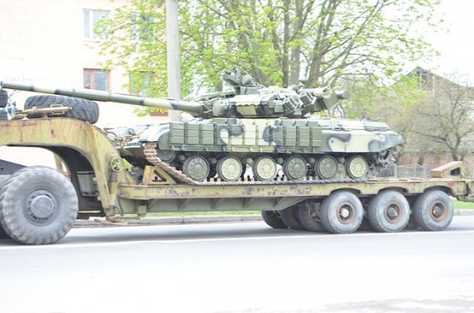 Танки в Луцьку на Володимирській