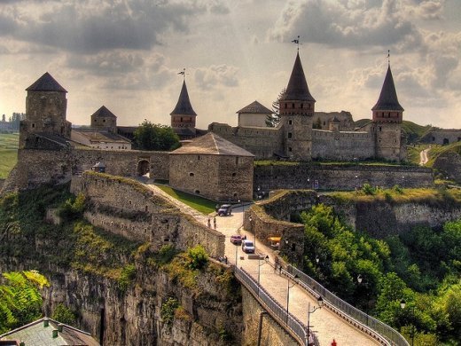 5 місць України, які варто відвідати на травневі свята