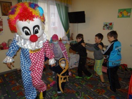 «Молоді регіони» влаштували справжнє свято в онкогематологічному центрі