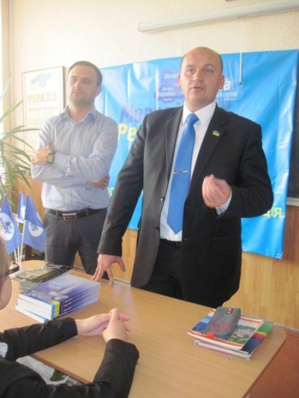 Молодь каже: «YES ЄС!»