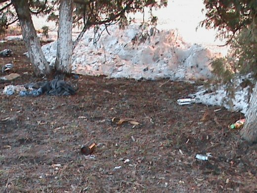 Притон свавілля у скверику,напроти ЛРДА ВО!