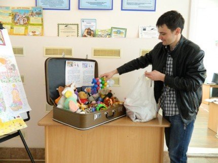 Молоді регіони приєдналися до БЛАГОДІЙНОЇ АКЦІЇ «ВАЛІЗА ДОБРА»