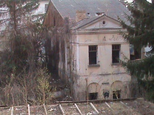 Екзклюзивна екскурсія «Королівством кривих дзеркал» древнього Лучеська!