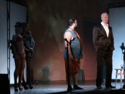 Мистецький мат-обстріл! - вистава Подерв’янського у Луцьку