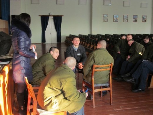 На Волині малолітніх в’язнів  підтримують юристи та психологи 