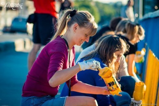 Як луцький міст став синьо-жовтим