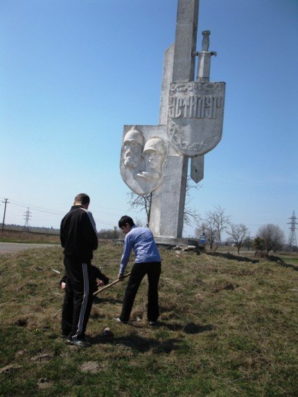 Добрі справи руками «Молодих регіонів»