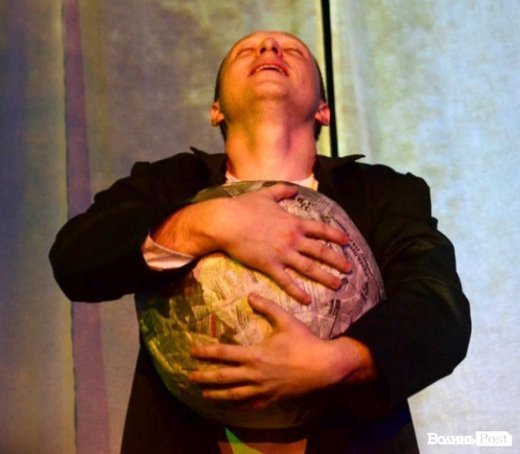 Першу виставу у 2013-му році ГаРмИдЕр покаже 10 лютого