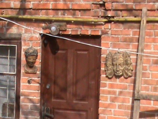 Екзклюзивна екскурсія «Королівством кривих дзеркал» древнього Лучеська!