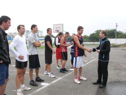 «Молоді регіони» організували STREETBALL у Володимирі-Волинському!!!