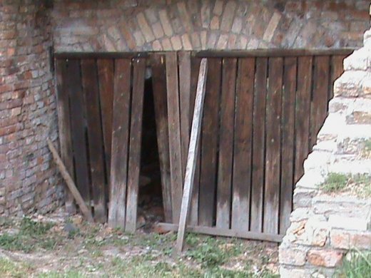 Екзклюзивна екскурсія «Королівством кривих дзеркал» древнього Лучеська!