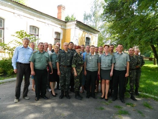 Володимир-Волинські військовослужбовці успішно перекваліфікувалися у менеджерів