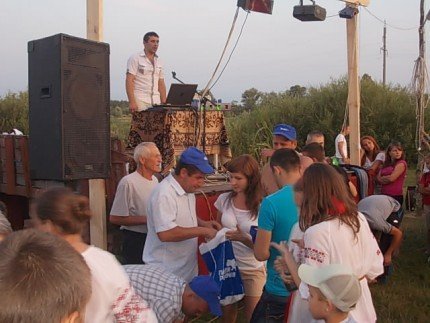 «Молоді регіони» стали співорганізаторами відтворення народного звичаю