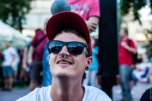 Київська фан-зона: це вам не прапори на мордах малювати!