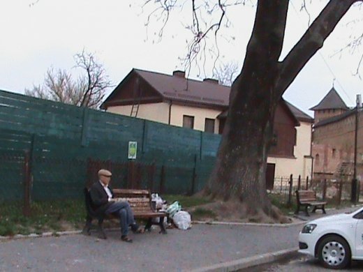 Екзклюзивна екскурсія «Королівством кривих дзеркал» древнього Лучеська!