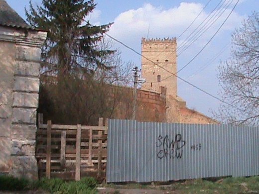 Екзклюзивна екскурсія «Королівством кривих дзеркал» древнього Лучеська!