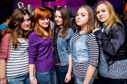 Навіщо батьки відпускають дітей в луцькі клуби?