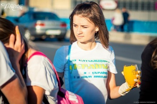 Як луцький міст став синьо-жовтим