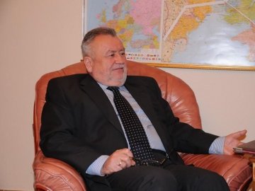 Наше життя - буття, або Чому такі дурні - бо бідні, а чому бідні - бо дурні ?