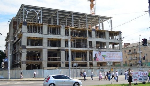 Він чекає на Неї :) ФОТО