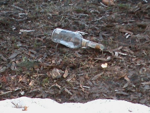 Притон свавілля у скверику,напроти ЛРДА ВО!