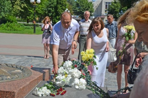 Молоді регіони: 22 червня — День скорботи і вшанування пам'яті жертв війни