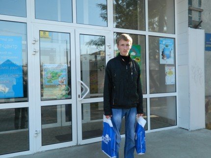 «Молоді регіони» продовжують акцію «Подаруй книгу»