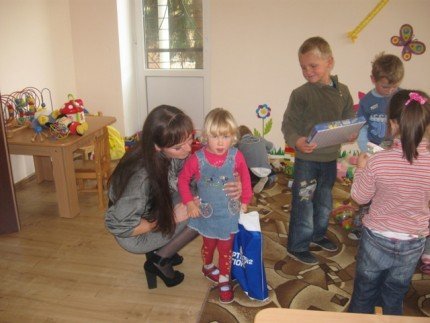 «Зроби добро, подаруй книжку», переконують «Молоді регіони»